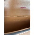 2022年6月人気新作CELIN ブランドバッグ.SIZE:20.5x10.5×4CM