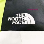 2025年8月人気新作入荷高品質 SUPREME & The North Face アウター