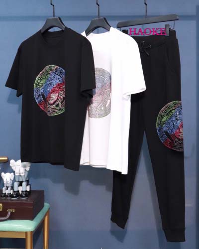 2022年8月人気新作入荷 高品質ヴェルサーチ メンズの上下...