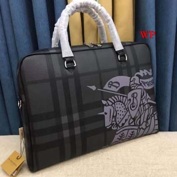 2022年秋冬新作入荷 バーバリーメンズのハンドバッグ人気39-28-7