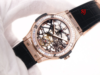 2022年原版復刻新作入荷 ウブロHublot 自動巻ムーブメント腕時計45mm