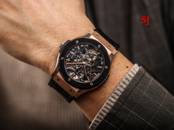 2022年原版復刻新作入荷 ウブロHublot 自動巻ムーブメント腕時計45mm