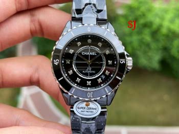 シャネル  自動巻ムーブメント腕時計 EAST 38mm