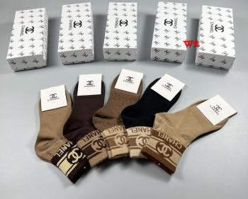 2022年秋冬新作シャネル ブランド 新品靴下5足セット