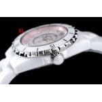 新作入荷 J12シャネル 女性腕時計33mm