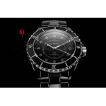 新作入荷 J12シャネル  女性腕時計33mm