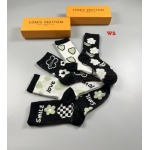 2022年秋冬新作ルイヴィトン ブランド 新品靴下5足セット