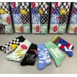 2022年秋冬新作ルイヴィトン ブランド 新品靴下3足セット