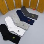 2022年秋冬新作ルイヴィトン ブランド 新品靴下5足セット