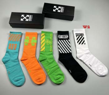 2022年秋冬新作OFF WHITE ブランド 新品靴下5足...