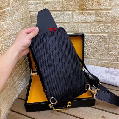 2022年12月秋冬高品質新作入荷フェンディメンズの ブランドバッグ WP工場30-16-6