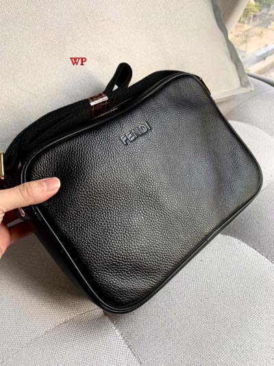 2022年12月秋冬高品質新作入荷フェンディメンズの ブランドバッグ WP工場27-19-7cm