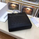 2022年12月秋冬高品質新作入荷フェンディ メンズのハンドバッグ WP工場34*38*7Cm