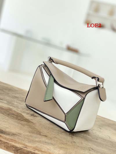 2023早春新作入荷原版復刻 LOEWE バッグ LOE2工場 SIZE: 18*7.5*12cm