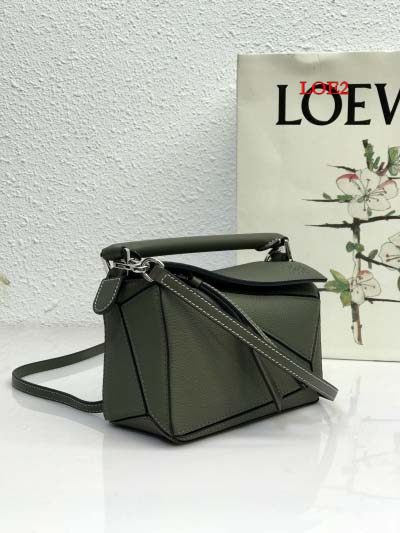 2023早春新作入荷原版復刻 LOEWE バッグ LOE2工場 SIZE:18*7.5*12cm