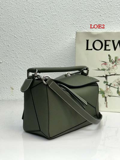 2023早春新作入荷原版復刻 LOEWE バッグ LOE2工場 SIZE:24-14-11
