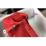 早春新作入荷原版復刻 エルメス Lindy  バッグ fuli工場 SIZE: 19 CM