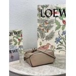 2023早春新作入荷原版復刻 LOEWE バッグ LOE2工場 SIZE:18*7.5*12cm