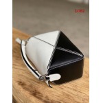 2023早春新作入荷原版復刻 LOEWE バッグ LOE2工場 SIZE:18*7.5*12cm