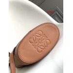 2023早春新作入荷原版復刻 LOEWE バッグ LOE2工場 SIZE:  32-26-13CM