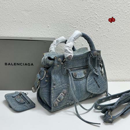 2023年春夏新作入荷 バレンシアガバッグ qb工場 size:26x13x18cm