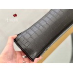 2023年春夏新作入荷 バレンシアガdown town バッグqb工場 size:30*17cm