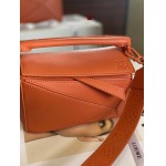 2023年4月新作入荷原版復刻 LOEWE バッグ tu工場 SIZE:24*10*14cm