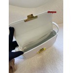 2023年4月21日人気新作入荷CELINEバッグ 8028 zhuoyue工場20CM