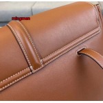 2023年4月原版復刻新作入荷 CELINE バッグ mingmen工場32x24x15cm