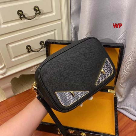 高品質新作入荷 フェンディメンズのバッグ wp工場 size:24-16-7