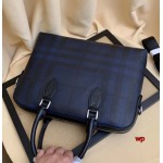 高品質新作入荷 バーバリーメンズのバッグ wp工場 size:39x30x7cm