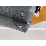 高品質新作入荷ルイヴィトン   M81783メンズのバッグ wp工場 size:18x11x6.5CM