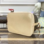 2023年5月30日原版復刻新作入荷 ルイヴィトンM40818 バッグ haiou工場size:27×27×21cm