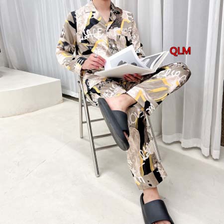 2023年6月29日人気新作入荷高品質 ヴェルサーチ 部屋着 QLM工場