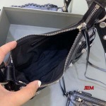 原版復刻新作入荷 Le Cagoleバレンシアガバッグ 工場人気販売中 SIZE:长26-高12-宽6