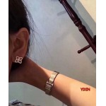 人気新作入荷ルイヴィトンネックレス+ピアス激安 jp3工場