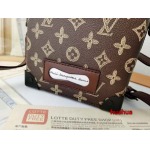 2023人気新作入荷M59664ルイヴィトンバッグ HUAHUA 工場 SIZE:15.5x22x7.5