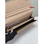 2023人気新作入荷プラダ財布 HUAHUA 工場 SIZE:19*10cm