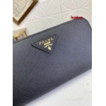2023人気新作入荷プラダ財布 HUAHUA 工場 SIZE:19*12cm