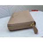 2023人気新作入荷プラダ財布 HUAHUA 工場 SIZE:19*12cm