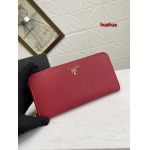 2023人気新作入荷プラダ財布 HUAHUA 工場 SIZE:19*12cm