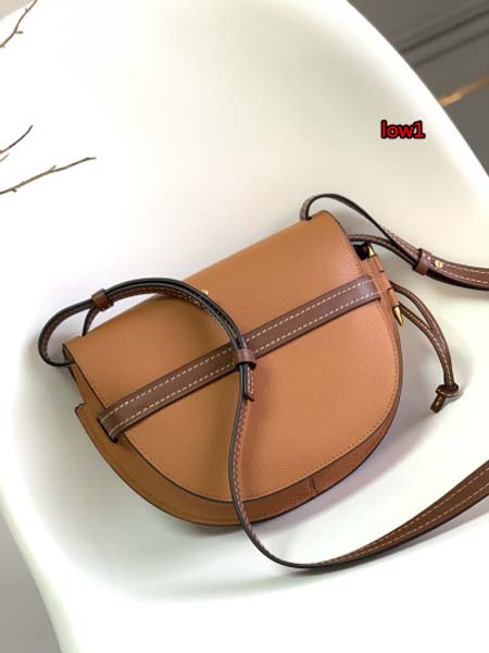 2023年早秋新作入荷高品質 LOEWE バッグ LOW1工場 SIZE:20*19*11.5 cm