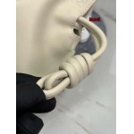 2023年早秋新作入荷高品質 LOEWE バッグ  LOW1工場：22.5-18-9cm
