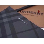 2023年早秋新作入荷 バーバリースクエアフォルムクラッチバッグ3工場.29x18x3CM