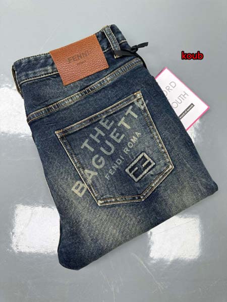 2023年8月25日入荷早秋高品質新作フェンディメンズの ジ...