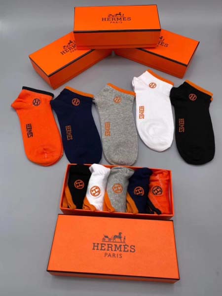 2023年新品人気 エルメス 靴下一箱5足セット