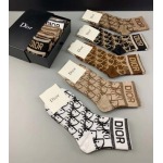 2023年新品人気 ディオール 靴下一箱5足セット