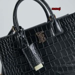 2023年早秋新作入荷高品質バーバリー バッグ manqi工場 SIZE:27 x 11 x 20cm