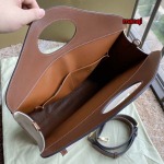 2023年早秋新作入荷高品質バーバリー バッグ manqi工場 SIZE:37×9.5x41cm