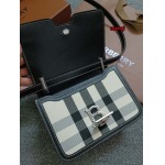 2023年早秋新作入荷高品質バーバリー バッグ manqi工場 SIZE:21 - 6 - 16cm